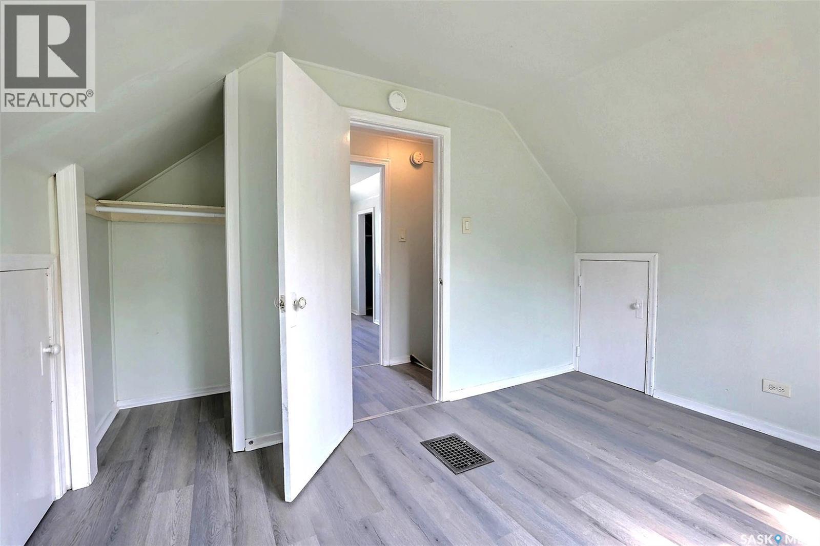859 Pasqua Street, Regina, SK - Indoor Photo Showing Other Room