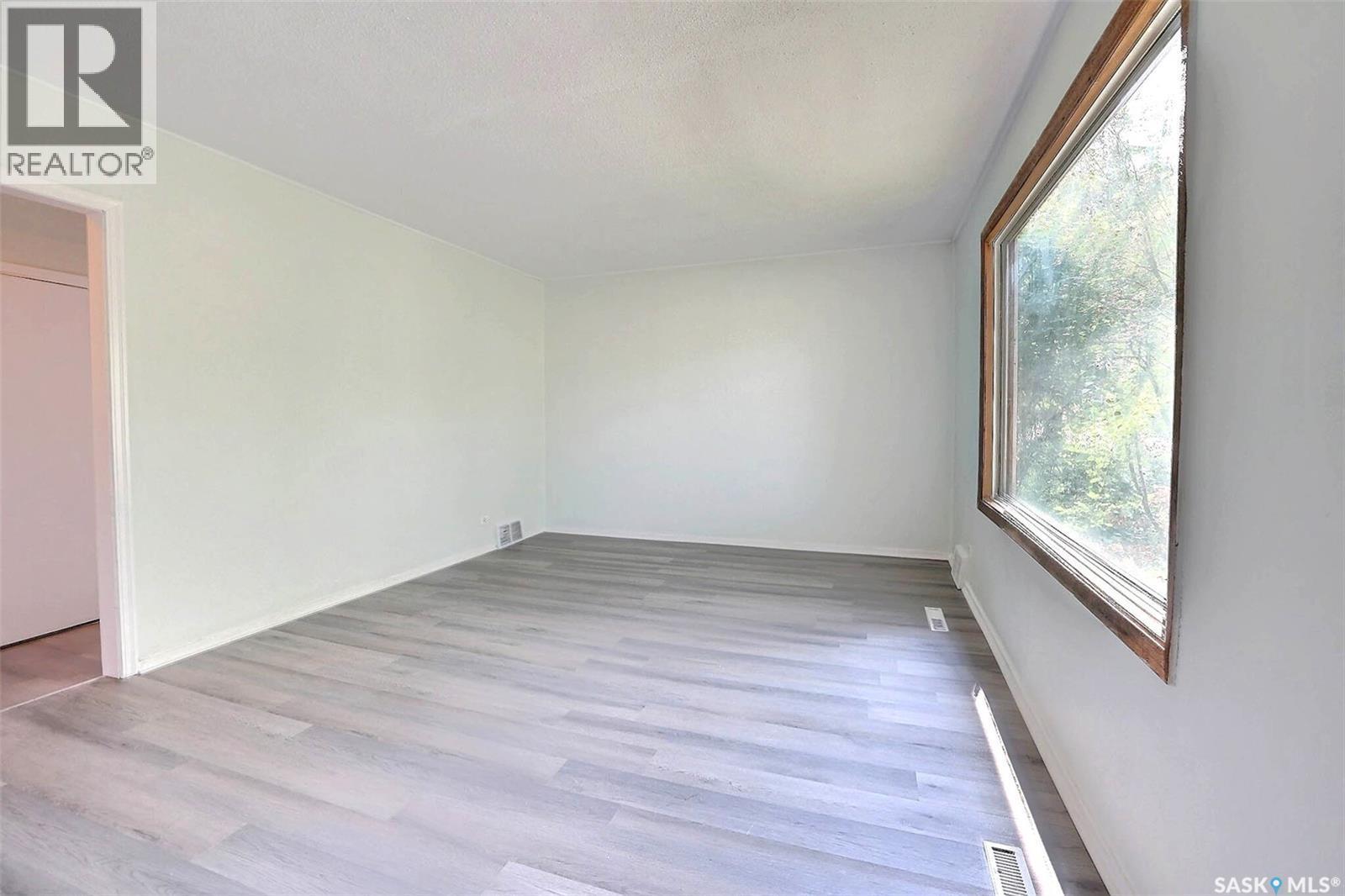 859 Pasqua Street, Regina, SK - Indoor Photo Showing Other Room
