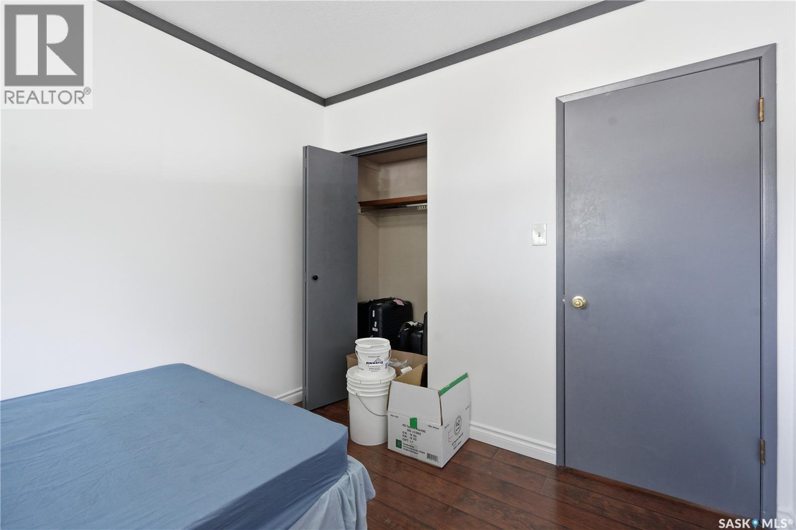 1809 Arlington Avenue, Saskatoon, SK - Indoor Photo Showing Bedroom