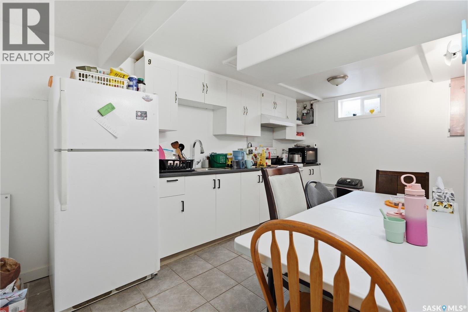 1809 Arlington Avenue, Saskatoon, SK - Indoor