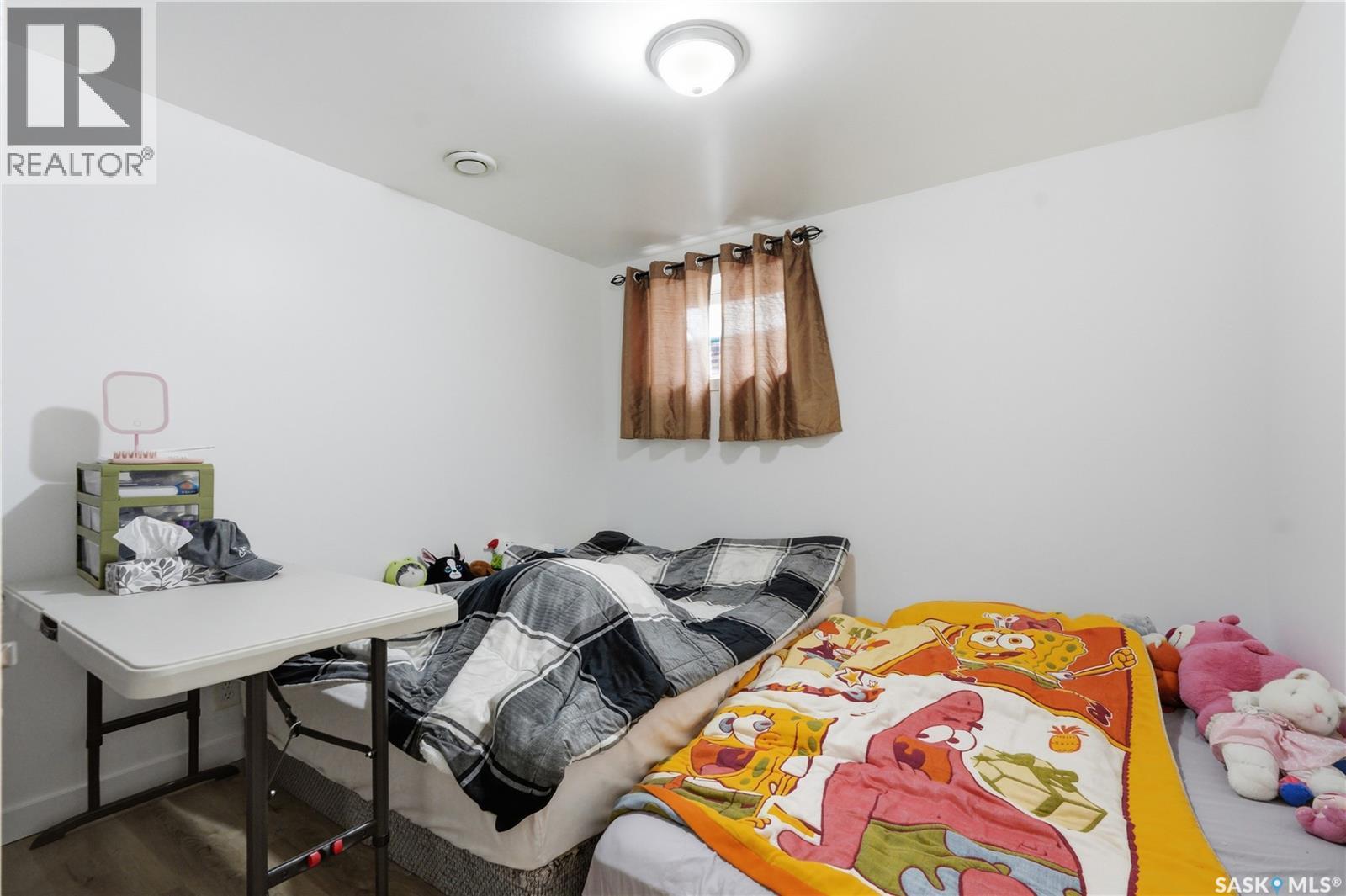 1809 Arlington Avenue, Saskatoon, SK - Indoor Photo Showing Bedroom