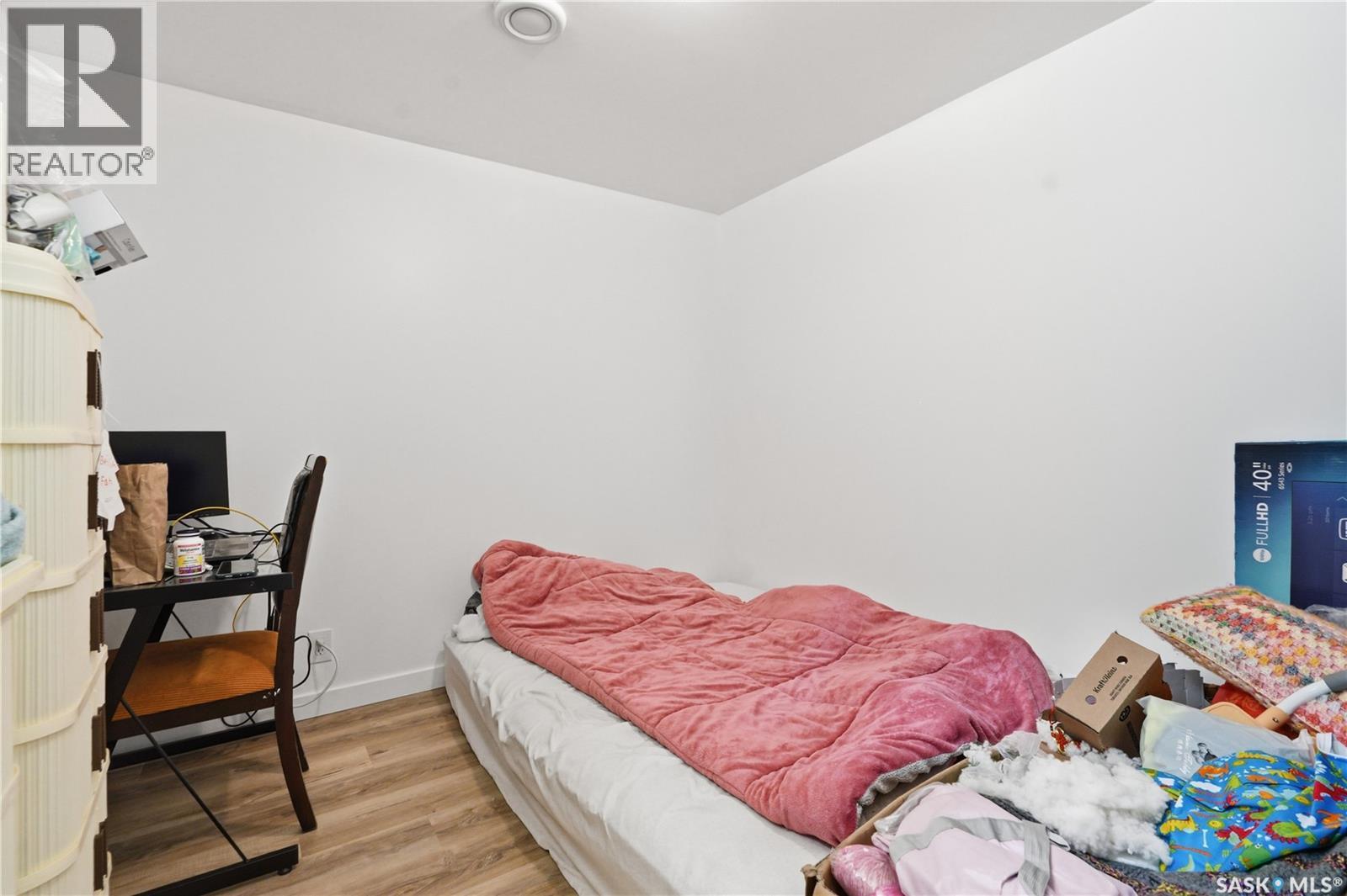 1809 Arlington Avenue, Saskatoon, SK - Indoor Photo Showing Bedroom