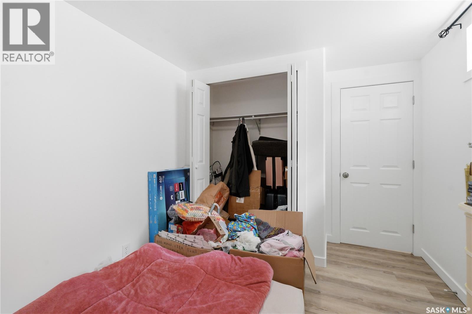 1809 Arlington Avenue, Saskatoon, SK - Indoor Photo Showing Bedroom