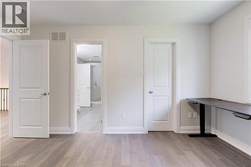 921 Scenic Drive, Hamilton, ON - Indoor Photo Showing Other Room