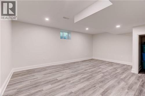 921 Scenic Drive, Hamilton, ON - Indoor