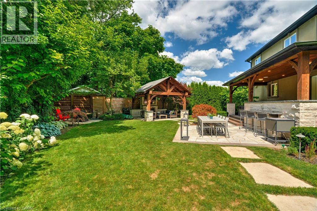 921 Scenic Drive, Hamilton, ON - Outdoor With Backyard