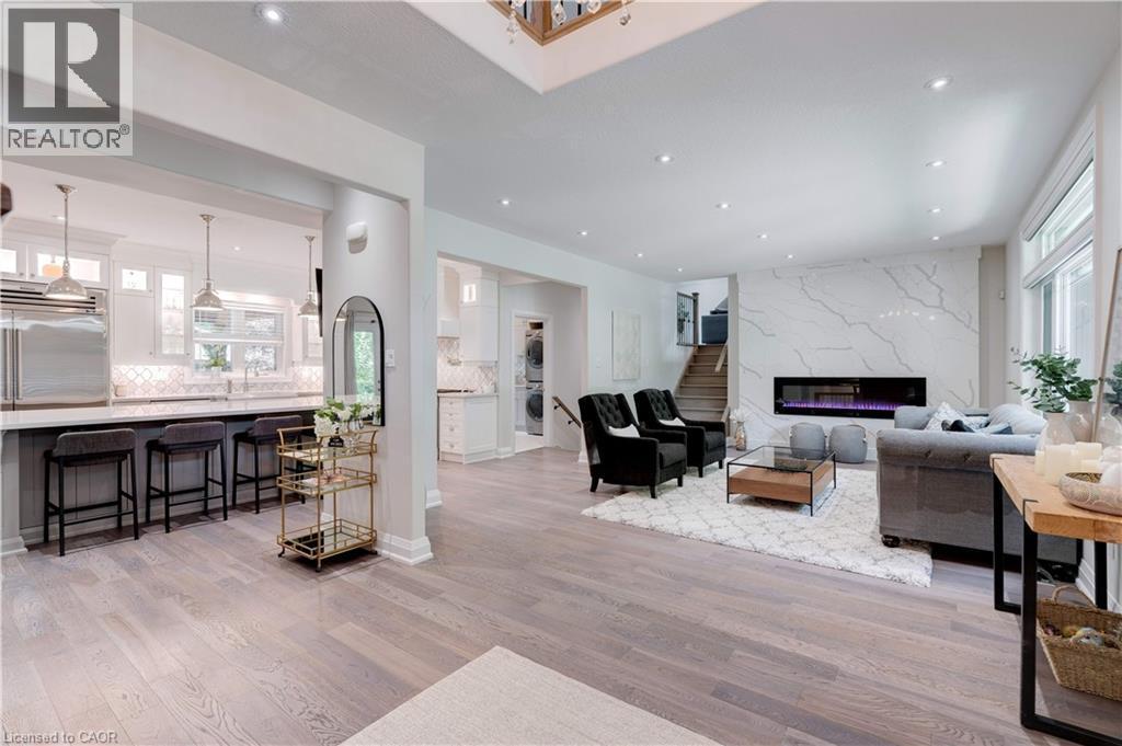 921 Scenic Drive, Hamilton, ON - Indoor