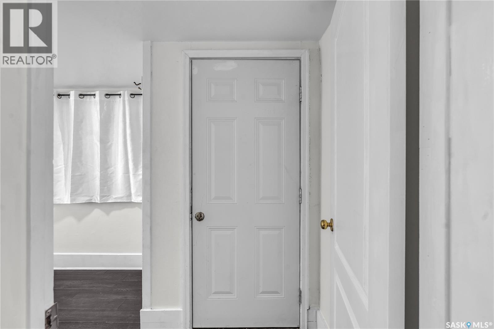 223 I Avenue S, Saskatoon, SK - Indoor Photo Showing Other Room