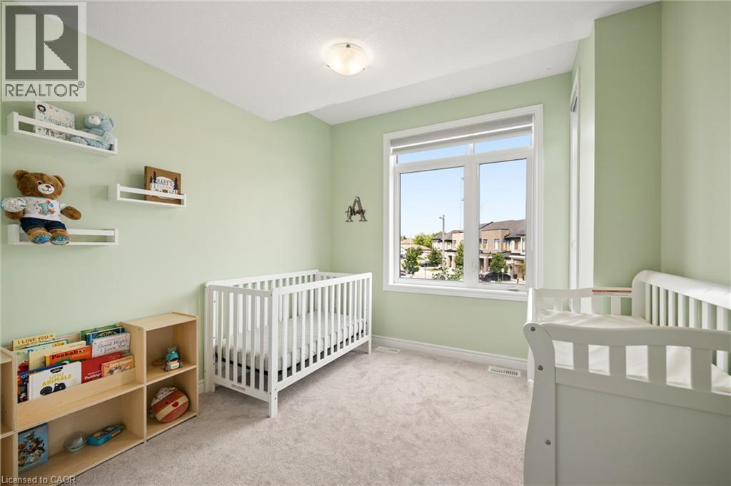 166 Deerpath Drive Unit# 49, Guelph, ON - Indoor Photo Showing Bedroom