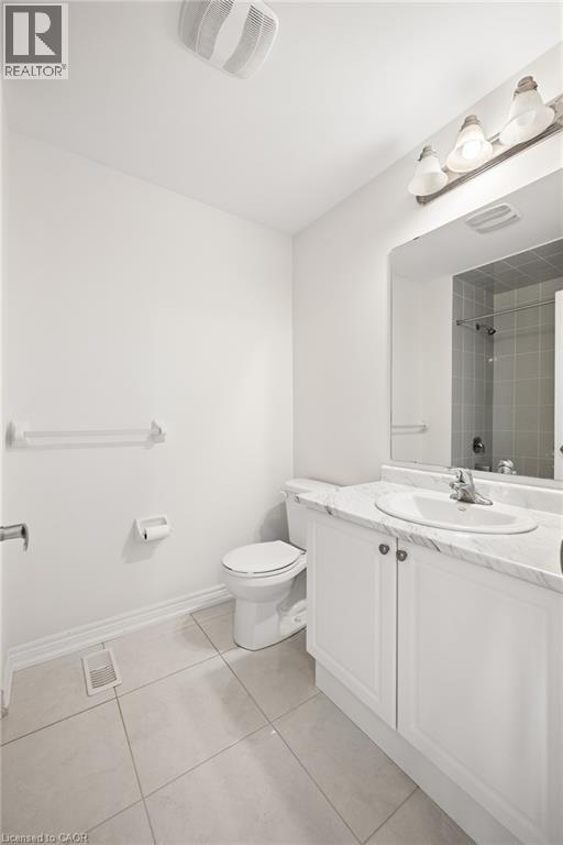166 Deerpath Drive Unit# 49, Guelph, ON - Indoor Photo Showing Bathroom