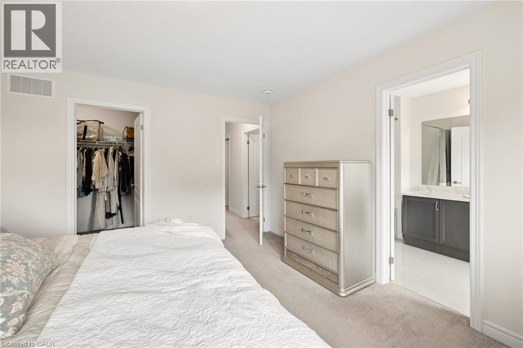166 Deerpath Drive Unit# 49, Guelph, ON - Indoor Photo Showing Bedroom