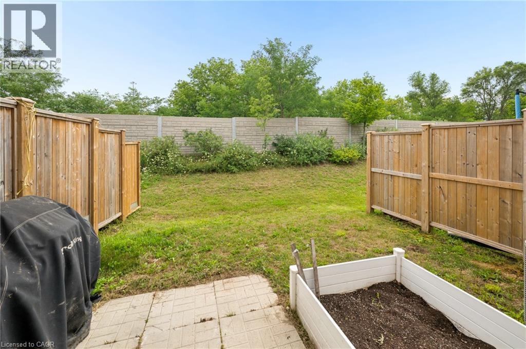 166 Deerpath Drive Unit# 49, Guelph, ON - Outdoor