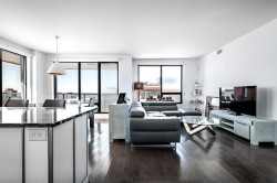 802-4293 Rue Jean-Talon O. Montréal (Côte-Des-Neiges/Notre-Dame-De-Grâce), QC H4P 0B2