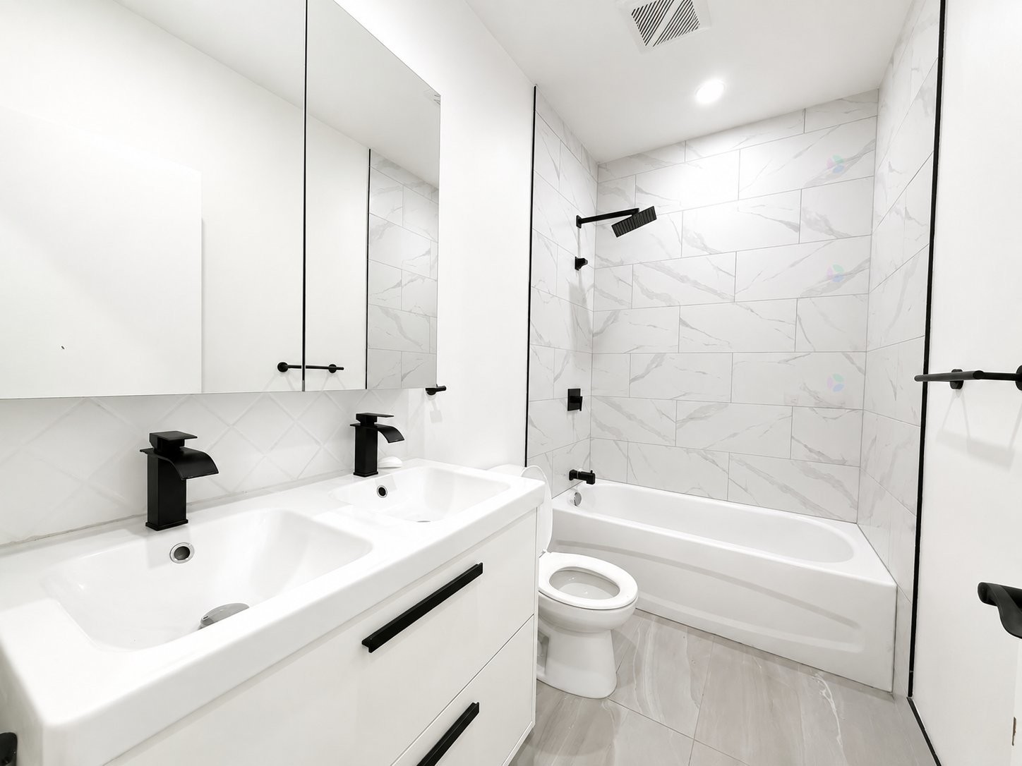 Salle de bains - 7848 Rue St-Hubert, Montréal (Villeray/Saint-Michel/Parc-Extension), QC - Indoor Photo Showing Bathroom
