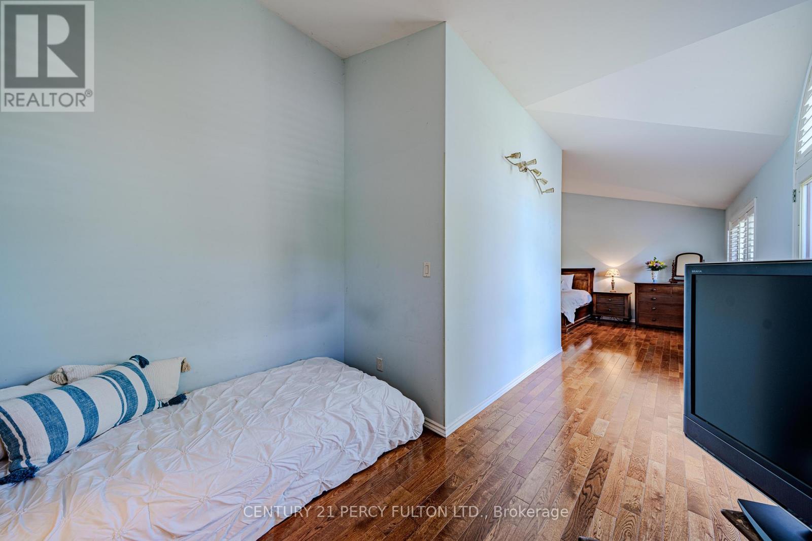30 Willowgate Dr - primary bedroom - 30 Willowgate Drive, Markham, ON - Indoor Photo Showing Bedroom