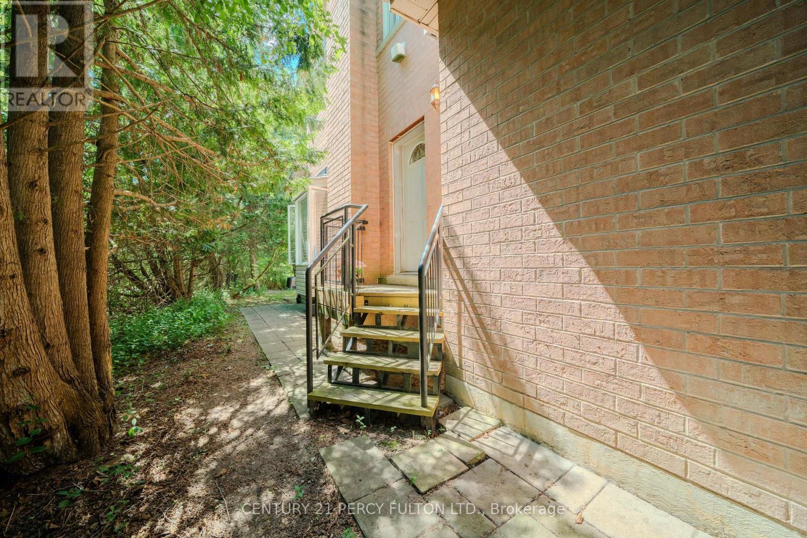 30 Willowgate Drive, Markham, ON - Outdoor With Exterior