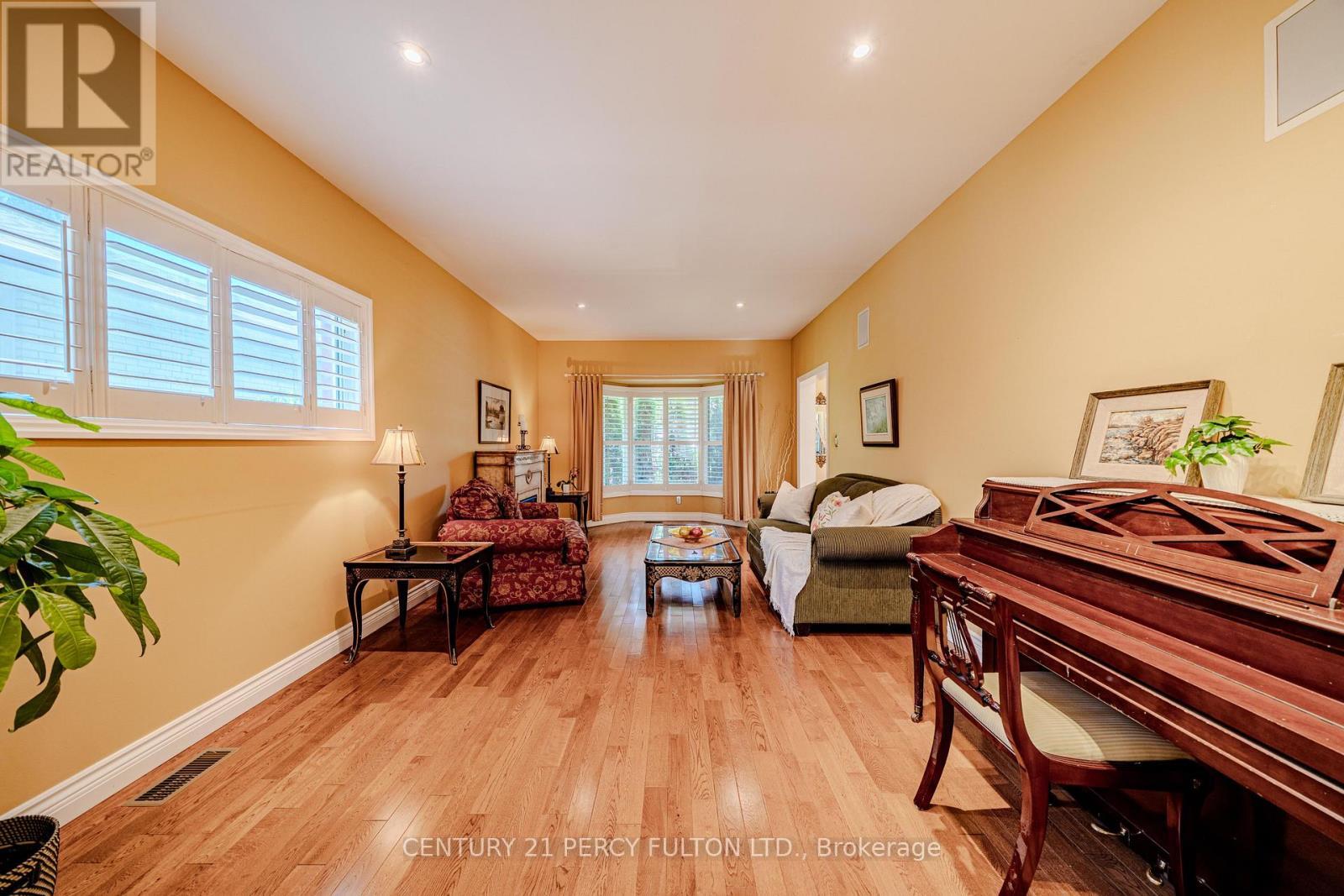 30 Willowgate Dr - living room - 30 Willowgate Drive, Markham, ON - Indoor