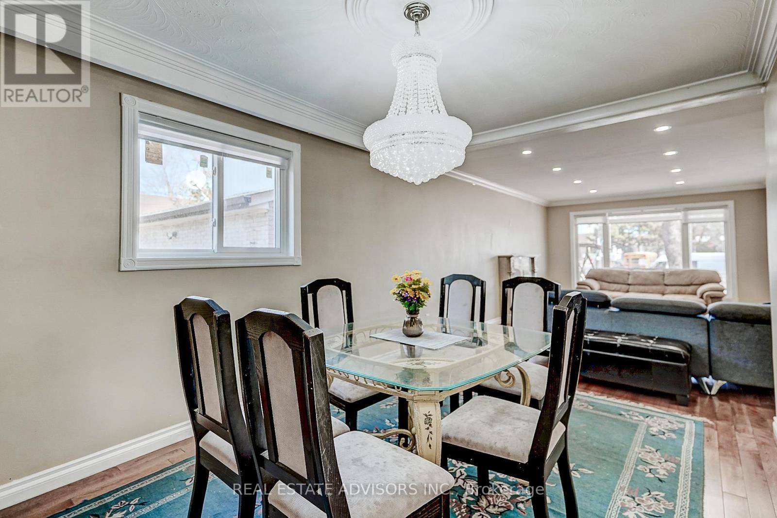 Dining Room - 1228 Jane Street N, Toronto, ON - Indoor Photo Showing Dining Room
