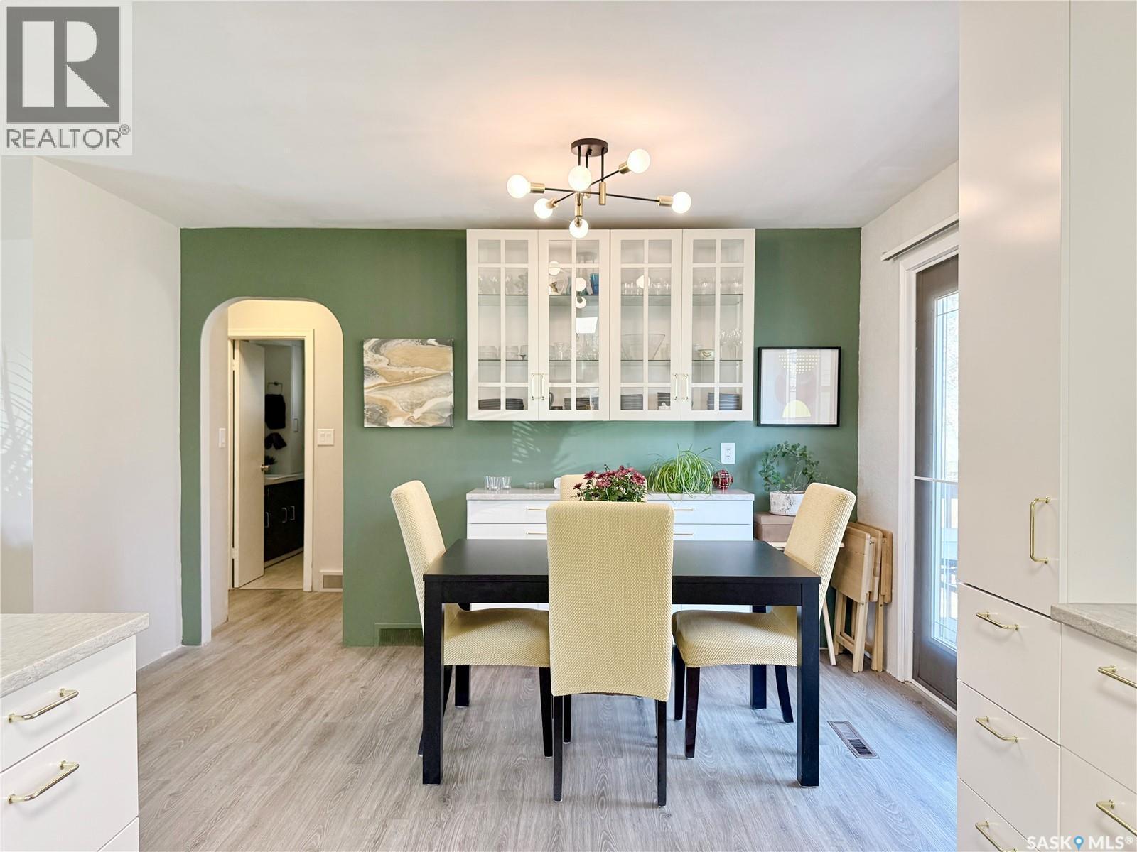 219 Thomson Street, Outlook, SK - Indoor Photo Showing Dining Room
