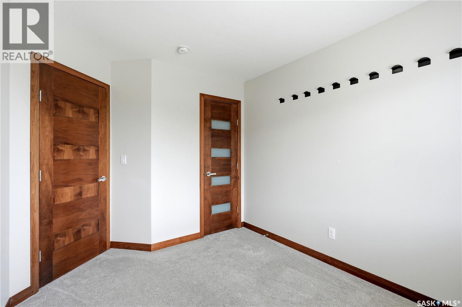 201 2007 Pohorecky Crescent, Saskatoon, SK - Indoor Photo Showing Other Room