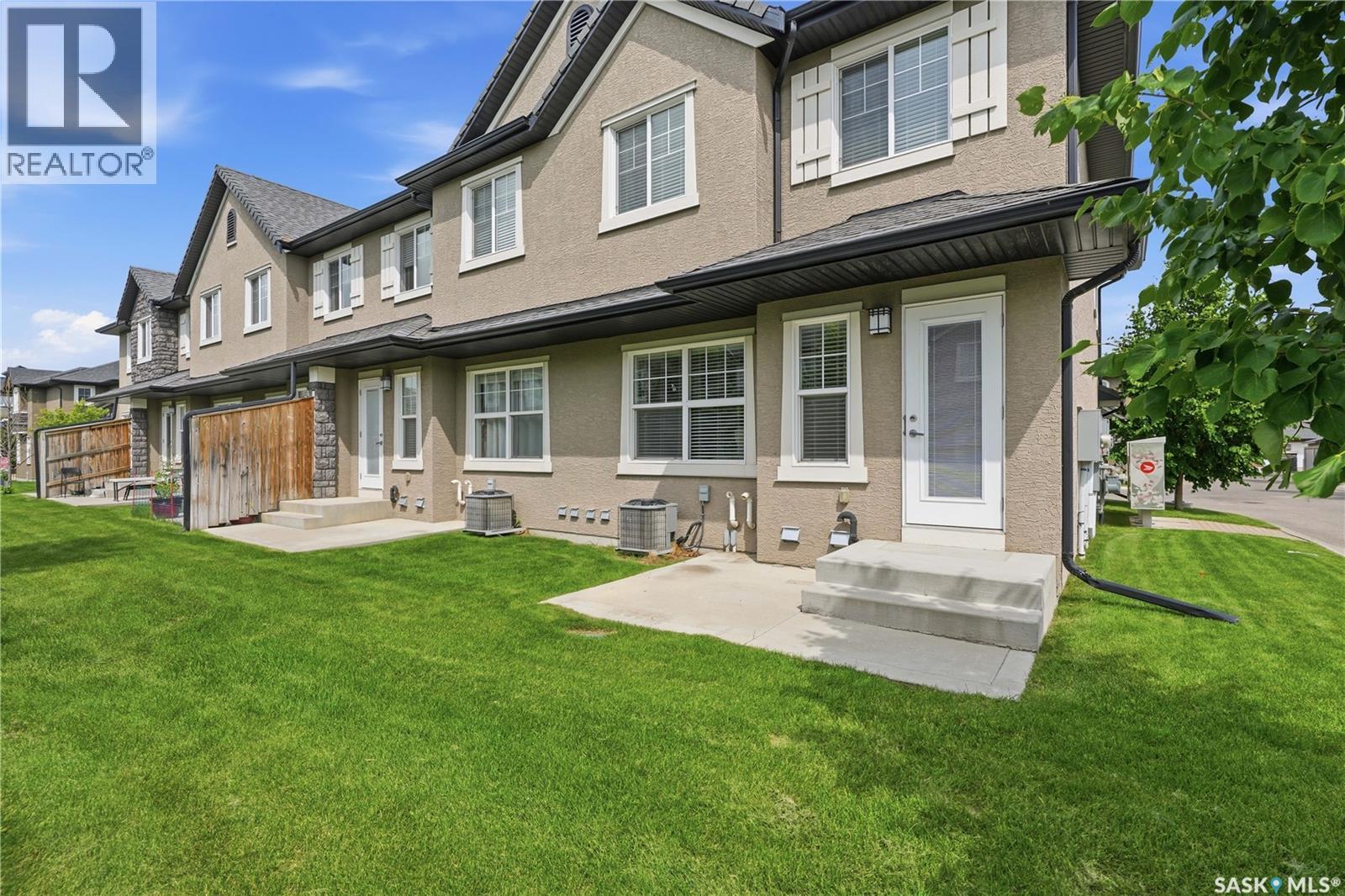 201 2007 Pohorecky Crescent, Saskatoon, SK - Outdoor