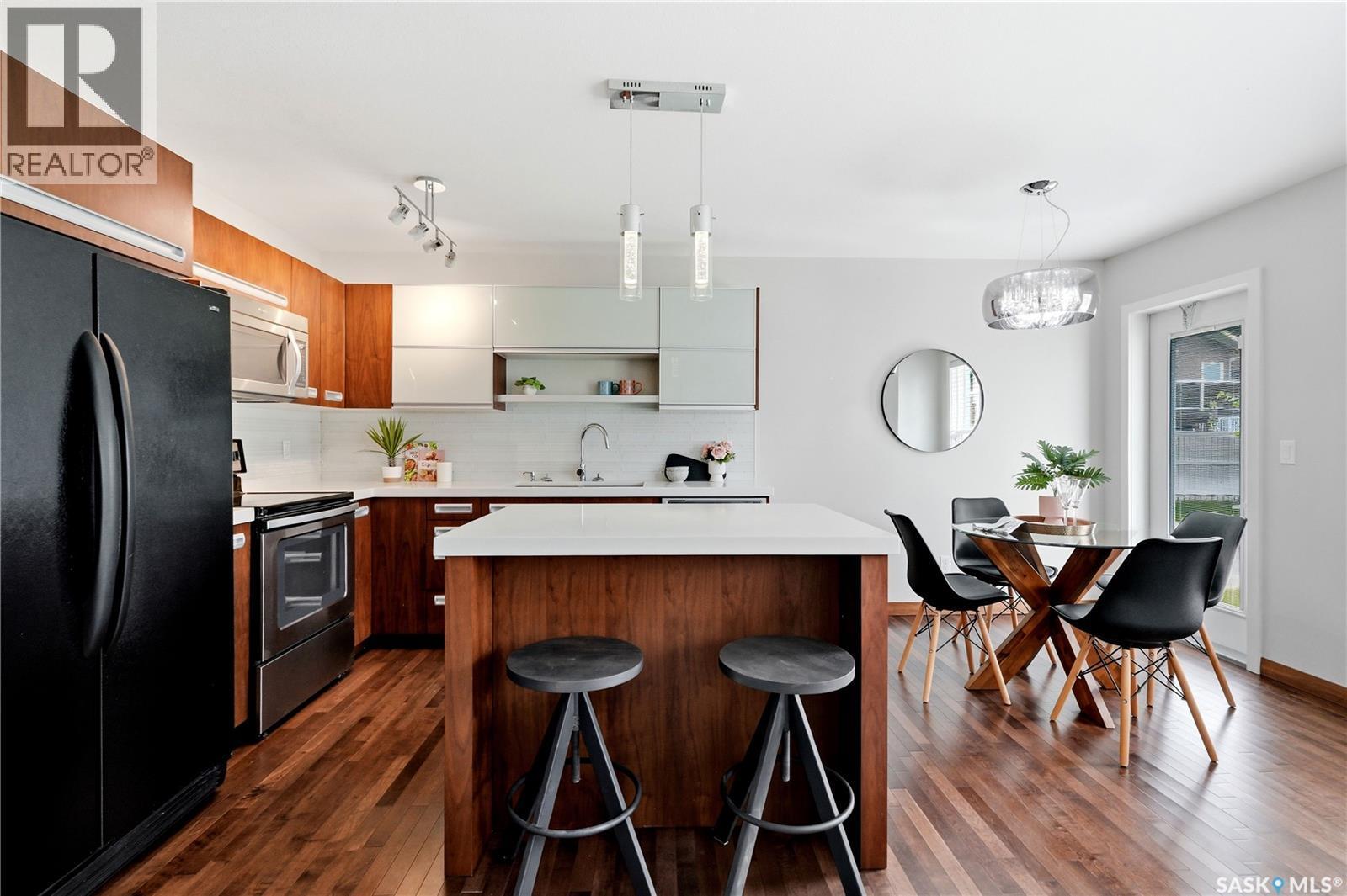 201 2007 Pohorecky Crescent, Saskatoon, SK - Indoor Photo Showing Other Room