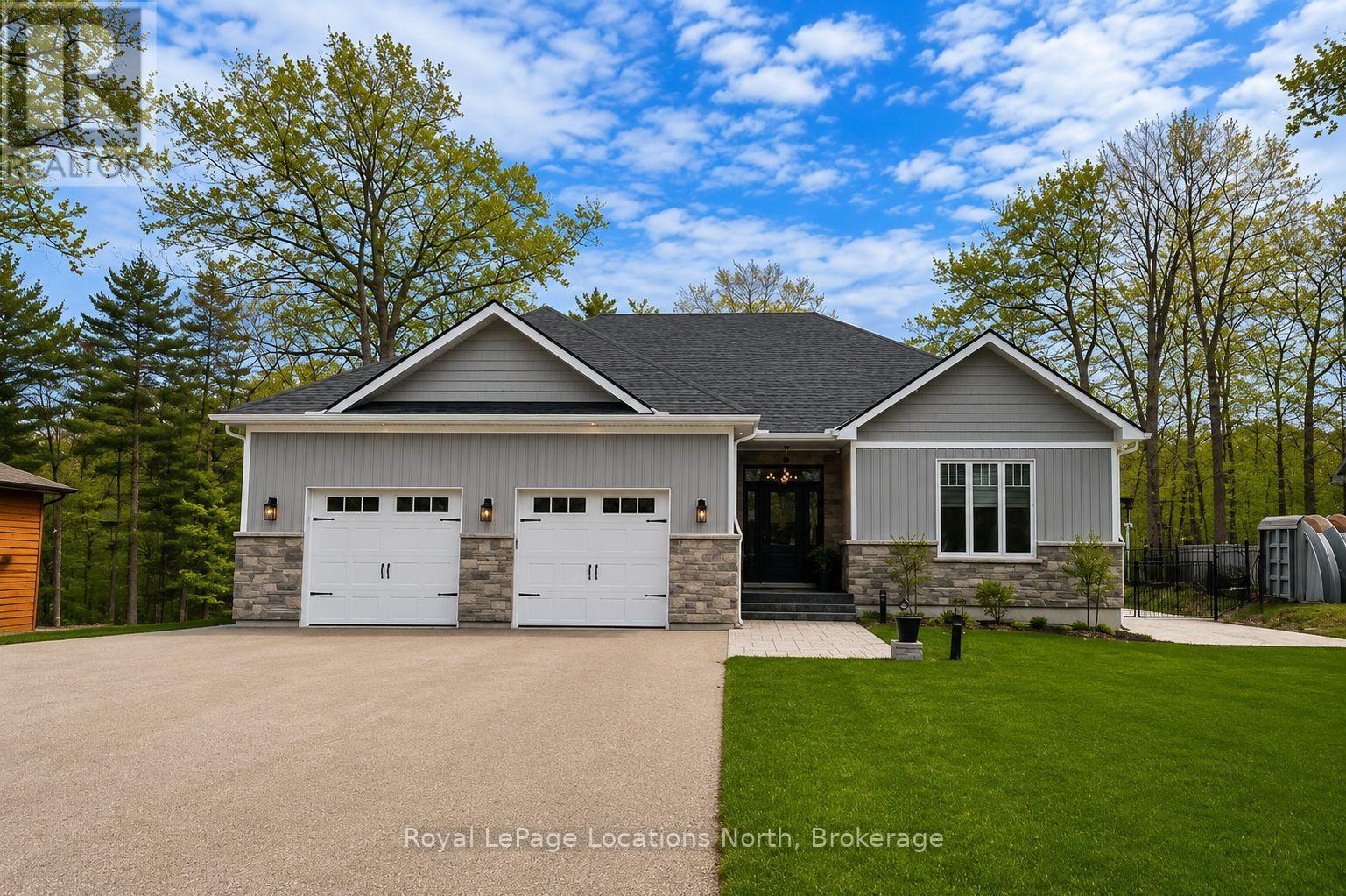 37 Foliage Drive, Tiny, ON - Outdoor With Facade