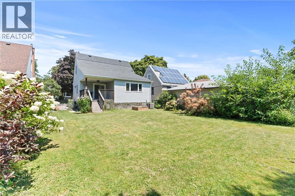 380 Thayer Avenue, Hamilton, ON - Outdoor