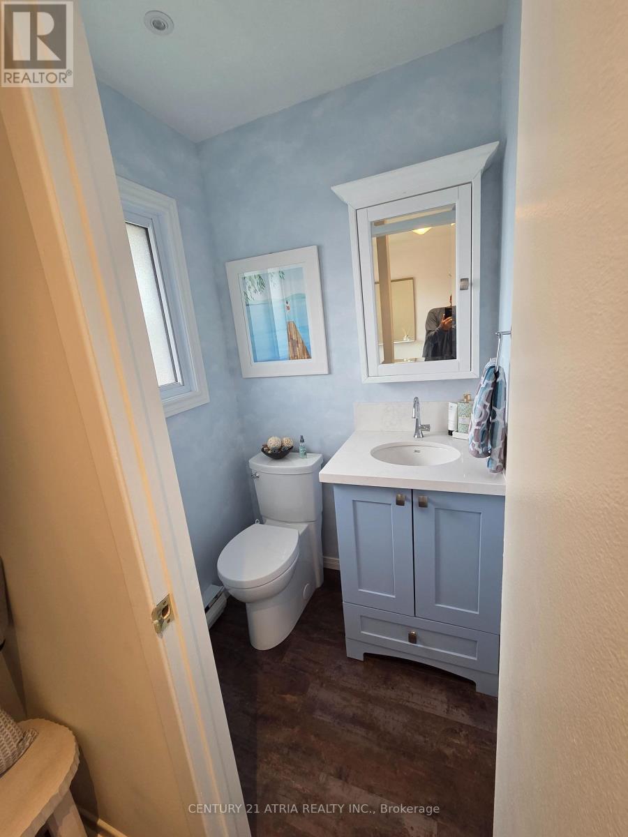 24 - 4 Paradise Boulevard, Ramara, ON - Indoor Photo Showing Bathroom