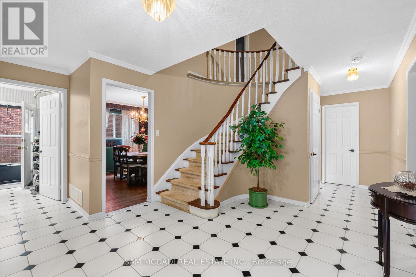1077 Saginaw Crescent, Mississauga, ON - Indoor Photo Showing Other Room