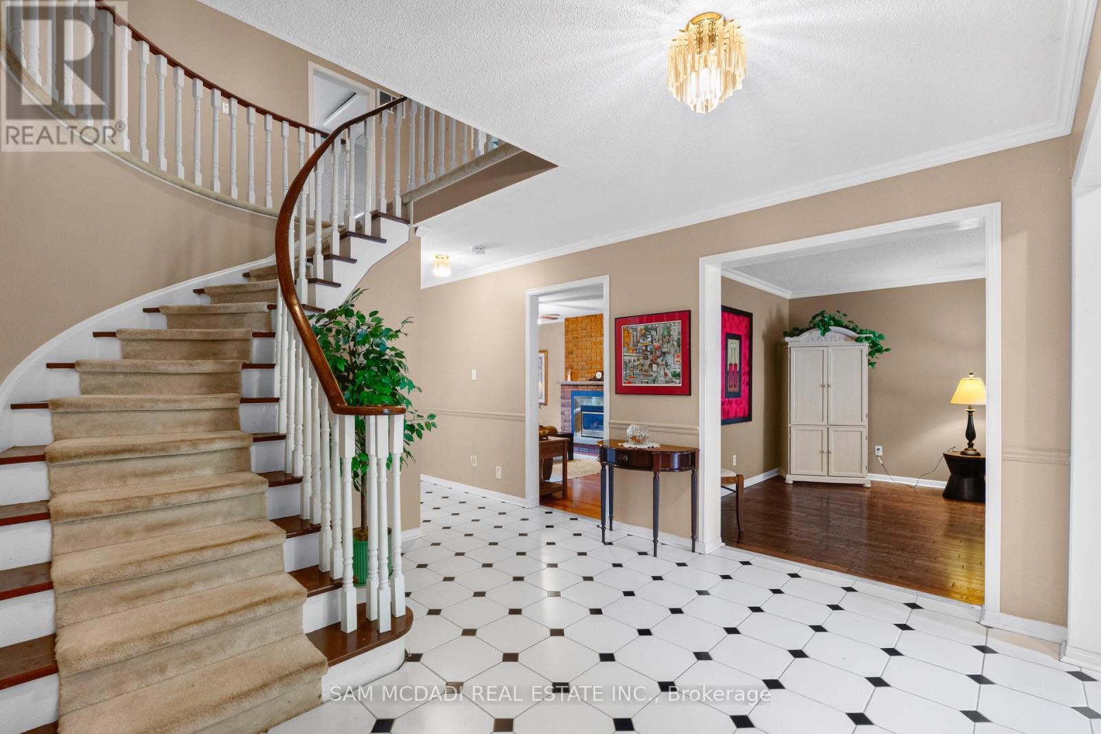 1077 Saginaw Crescent, Mississauga, ON - Indoor Photo Showing Other Room
