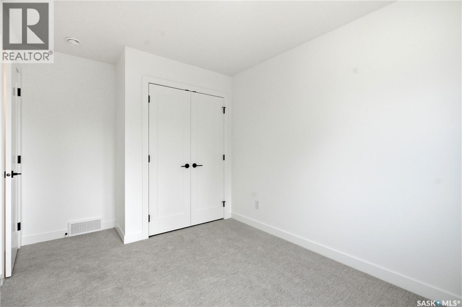 1514 Ewart Avenue, Saskatoon, SK - Indoor Photo Showing Other Room
