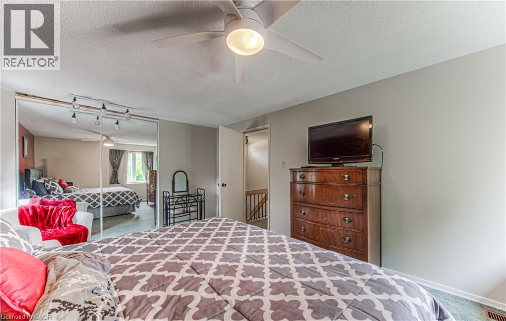 82 Roseneath Crescent, Kitchener, ON - Indoor Photo Showing Bedroom