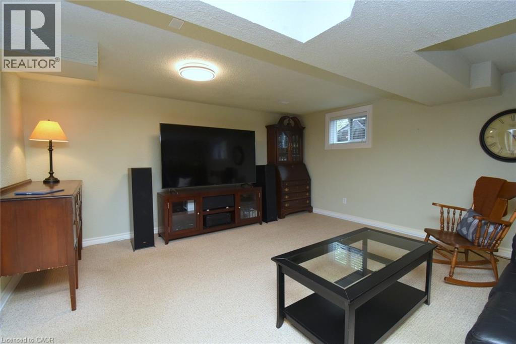 Recessed lighting, light-toned carpeting, and light-colored wall paint - 374 Brigadoon Drive, Hamilton, ON - Indoor