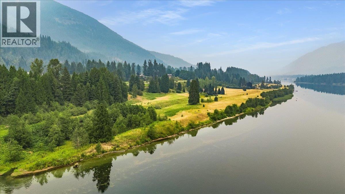 1864 Highway 3A, Castlegar, BC - Outdoor With Body Of Water With View