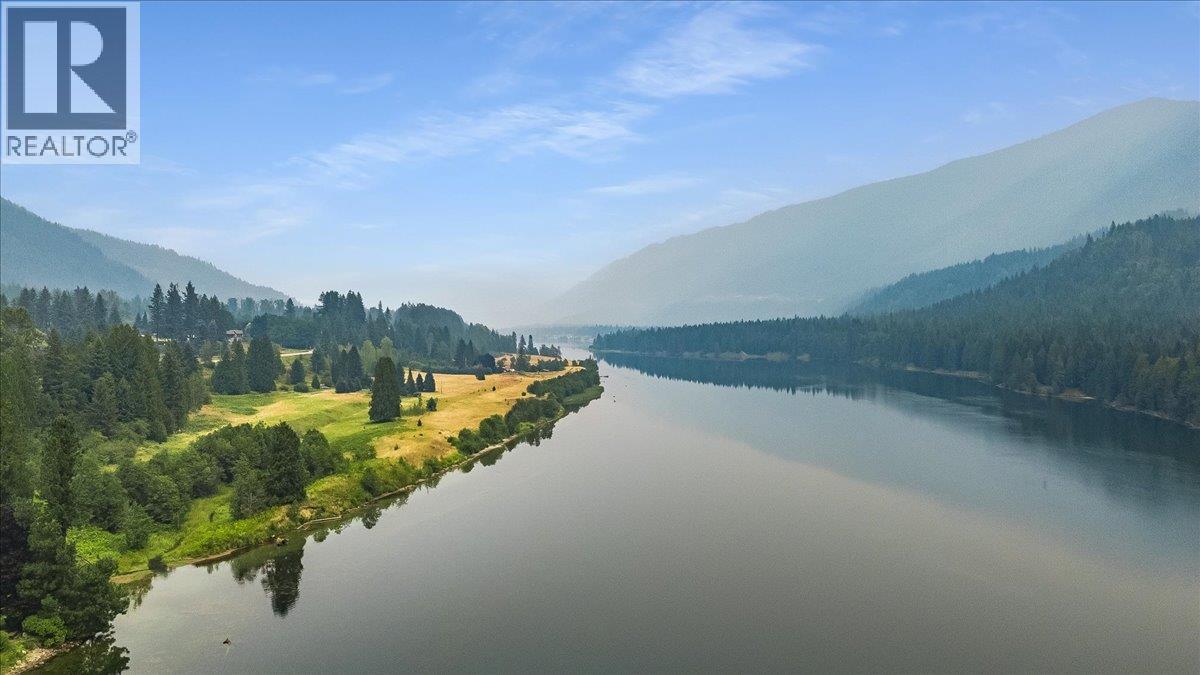 1864 Highway 3A, Castlegar, BC - Outdoor With Body Of Water With View