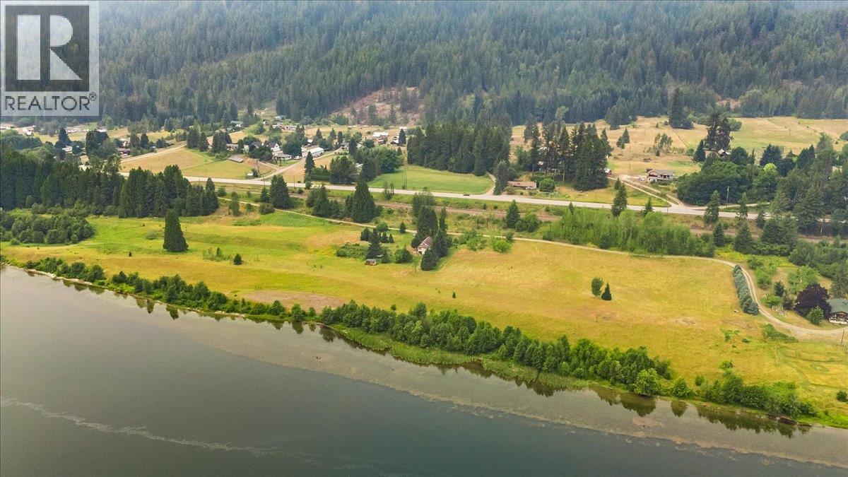 1864 Highway 3A, Castlegar, BC - Outdoor With Body Of Water With View