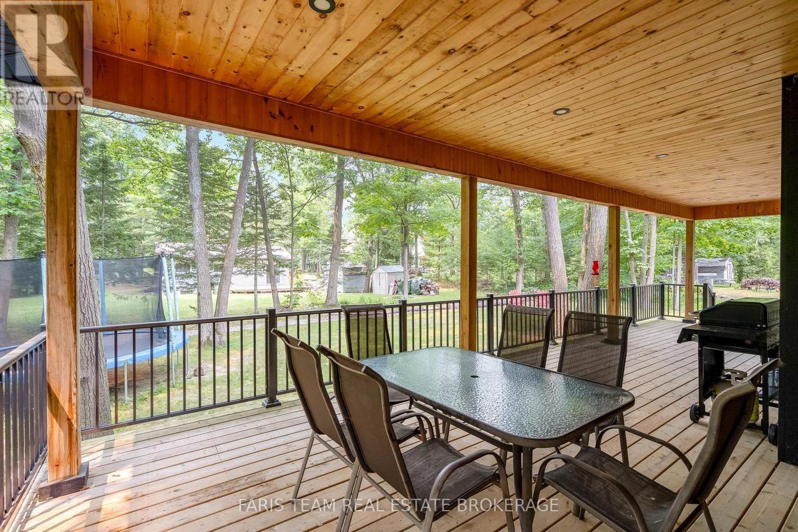 34 Oakwood Avenue, Tiny, ON - Outdoor With Deck Patio Veranda With Exterior