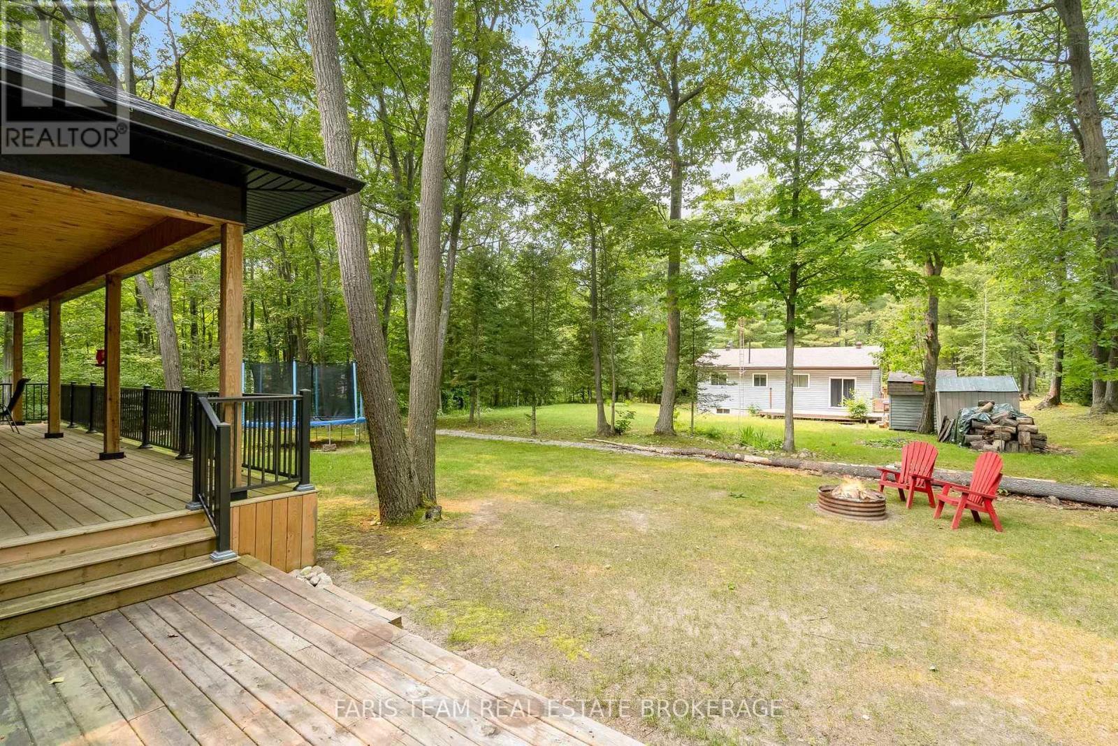 34 Oakwood Avenue, Tiny, ON - Outdoor With Deck Patio Veranda