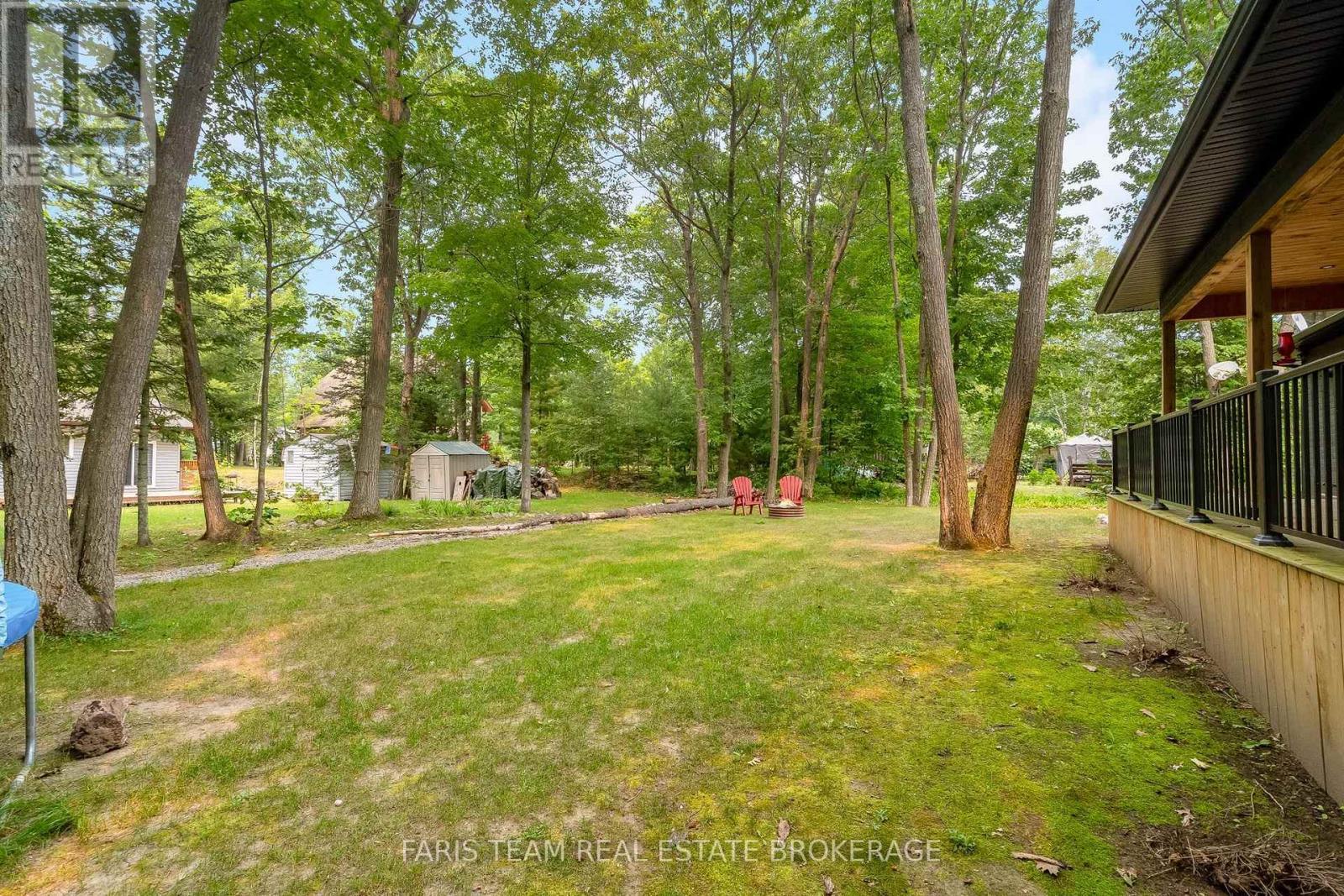 34 Oakwood Avenue, Tiny, ON - Outdoor