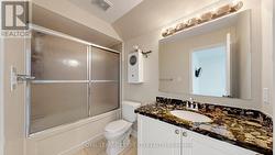 Loft Bedroom-Ensuite - 