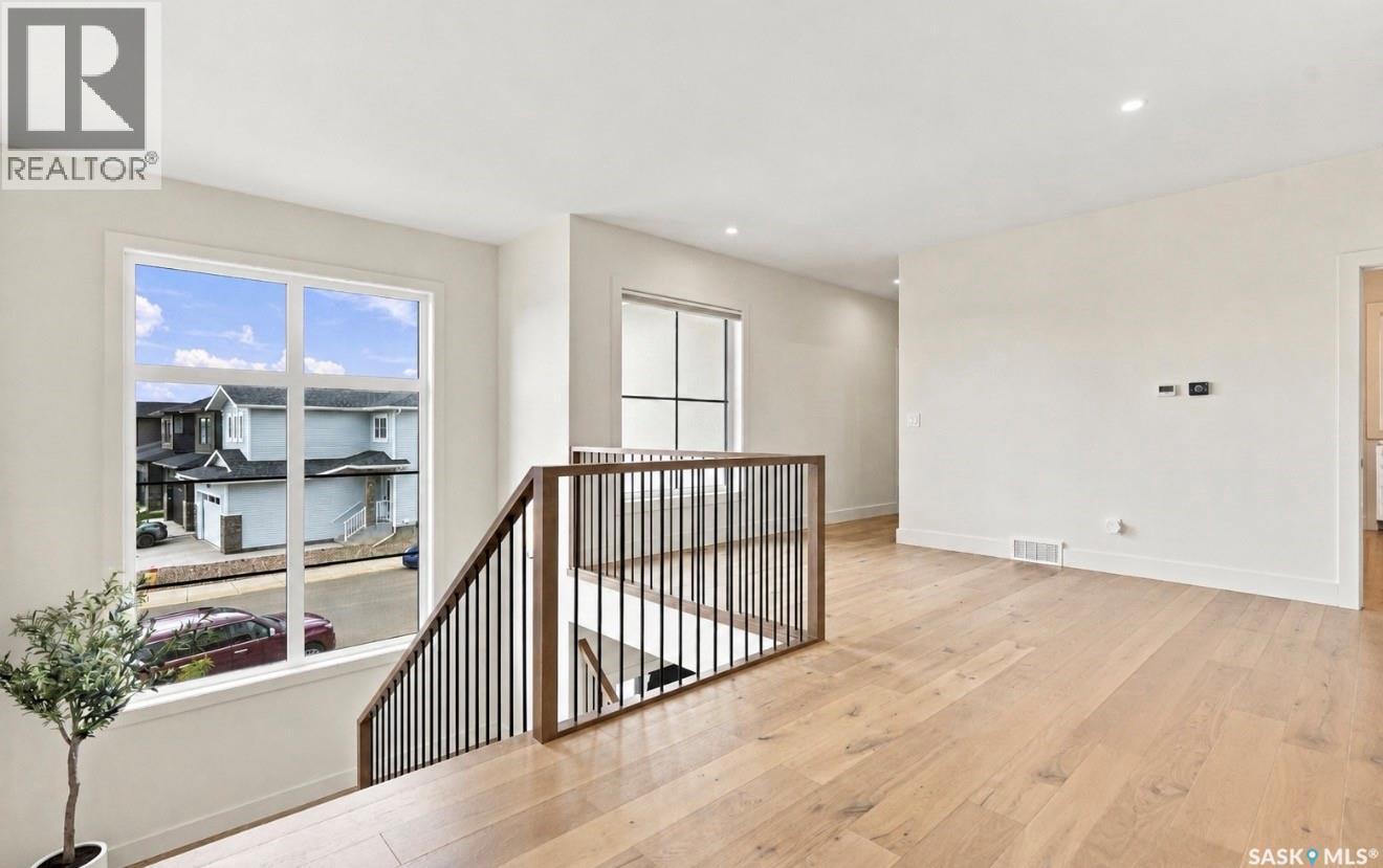 652 Pepper Bend, Saskatoon, SK - Indoor Photo Showing Other Room
