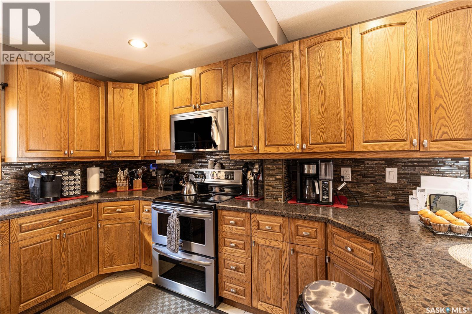 304 1St Street W, Milden, SK - Indoor Photo Showing Kitchen