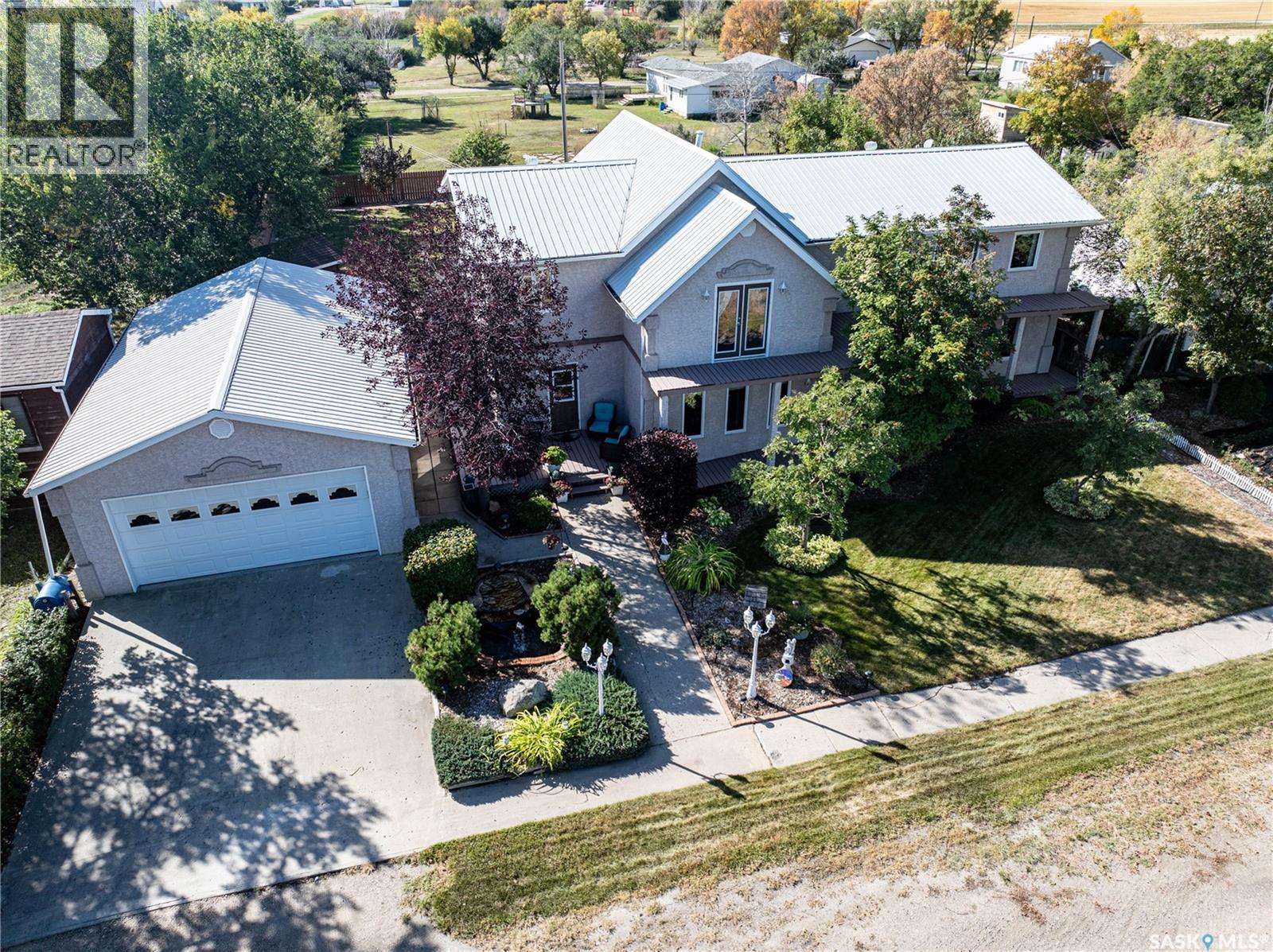 304 1St Street W, Milden, SK - Outdoor
