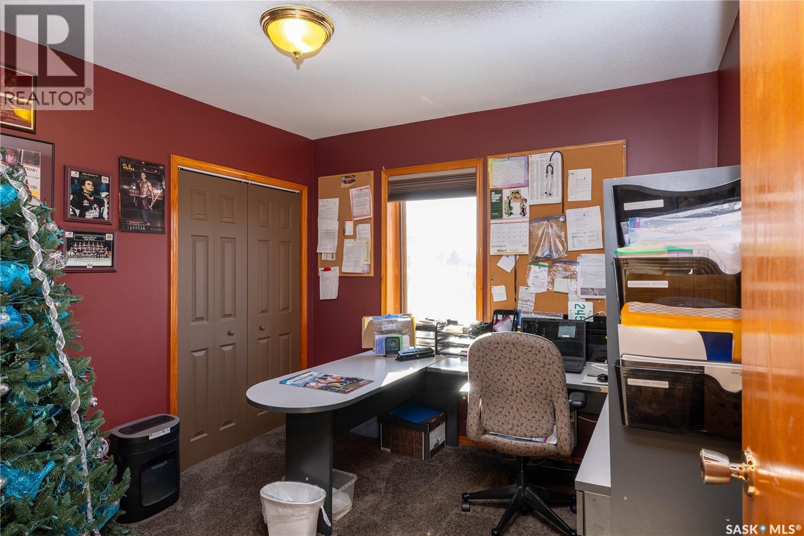 304 1St Street W, Milden, SK - Indoor Photo Showing Office