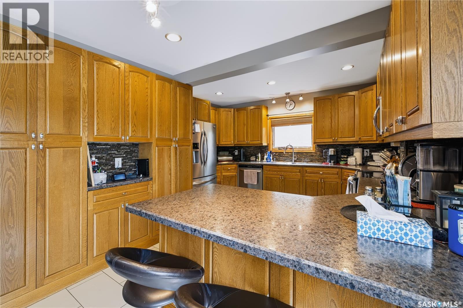 304 1St Street W, Milden, SK - Indoor Photo Showing Kitchen