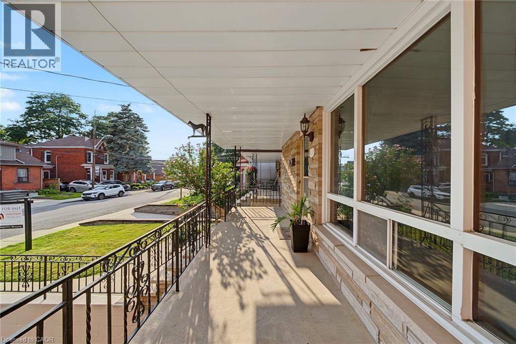 44 Tom Street, Hamilton, ON - Outdoor With Exterior