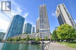 3305 - 65 HARBOUR SQUARE Toronto, ON M5J 2L4