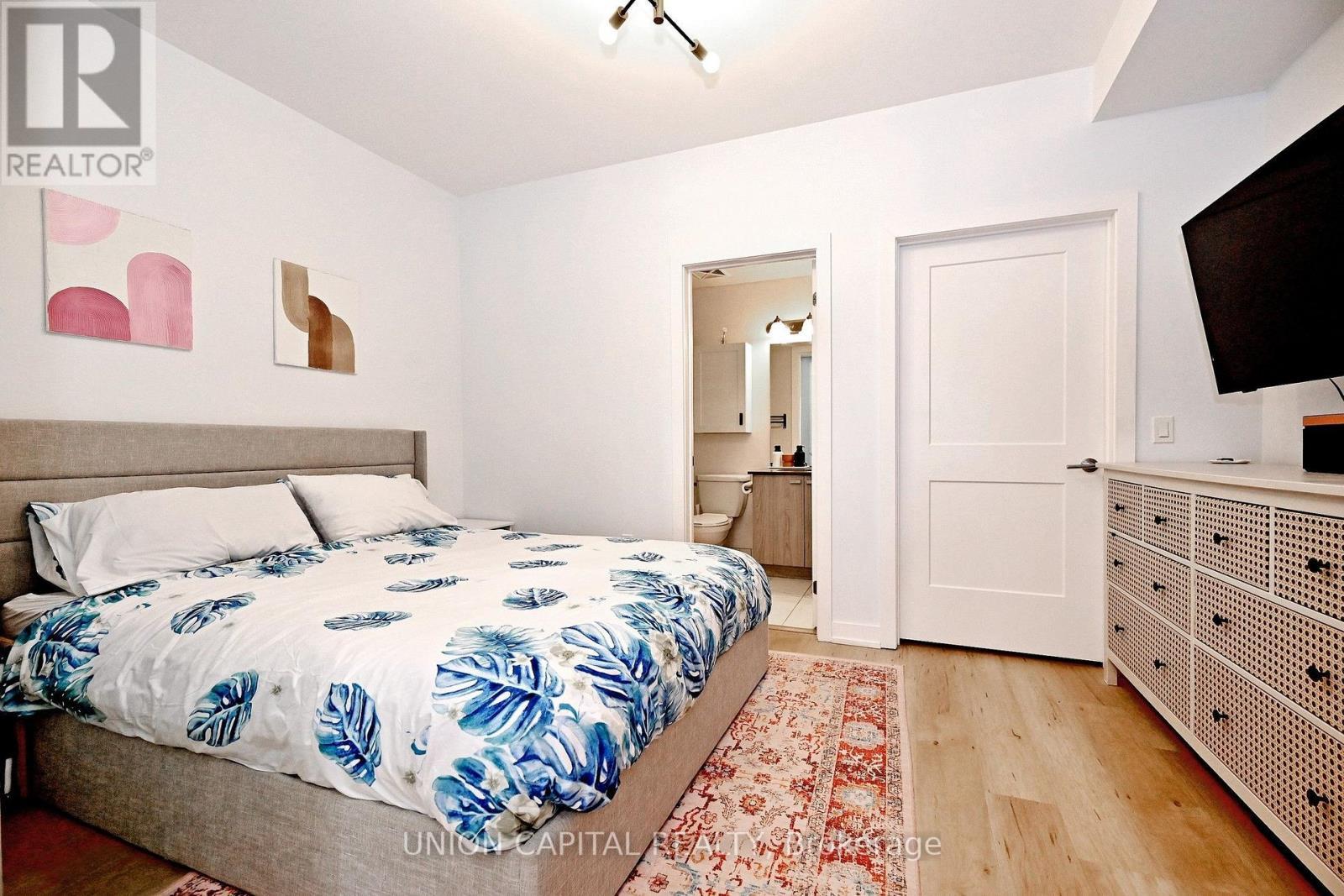 39 - 57 Finch Avenue W, Toronto, ON - Indoor Photo Showing Bedroom