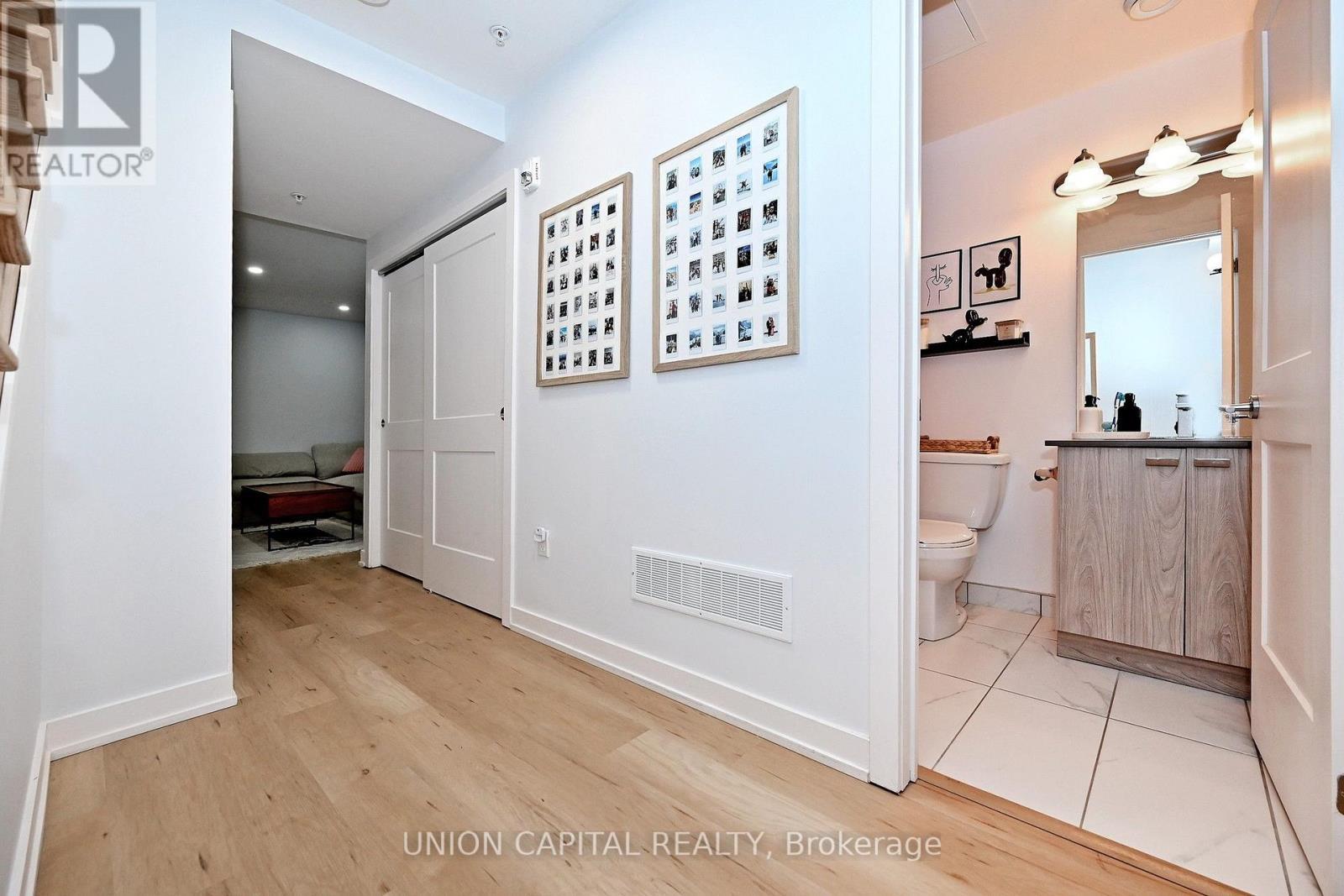 39 - 57 Finch Avenue W, Toronto, ON - Indoor Photo Showing Other Room